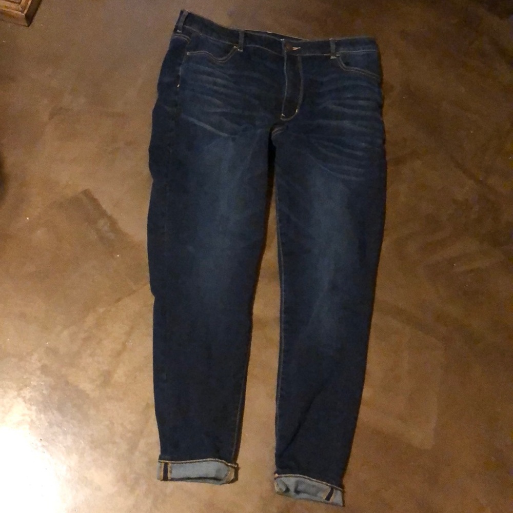 American Eagle highest rise jegging 16